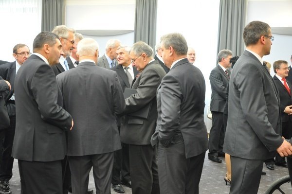 I posiedzenie VII kandencji sejmu [8.XI.2011] - zdjęcie #7 - eOstroleka.pl