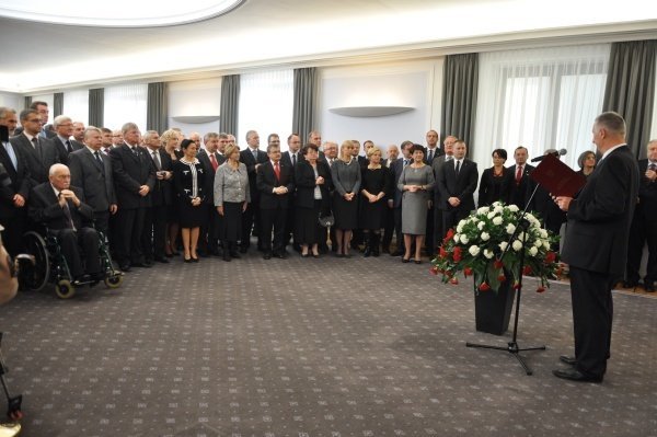 I posiedzenie VII kandencji sejmu [8.XI.2011] - zdjęcie #18 - eOstroleka.pl