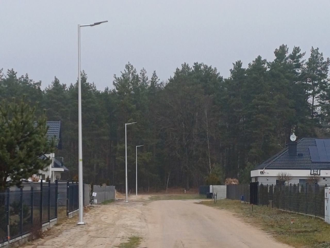 Nowe oświetlenie w Wachu i Kadzidle [18.12.2025] - zdjęcie #1 - eOstroleka.pl