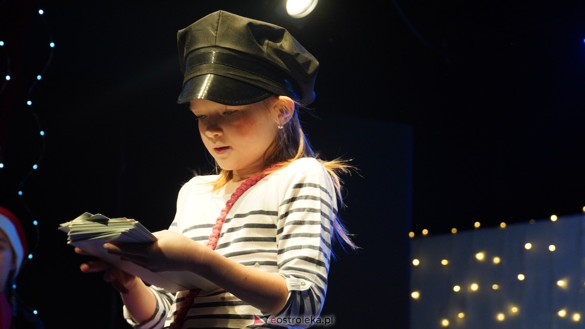 Dziecięcy Teatr Amatorski Niewidzialni ze spektaklem Święta u Grincha [19.12.2025] - zdjęcie #58 - eOstroleka.pl