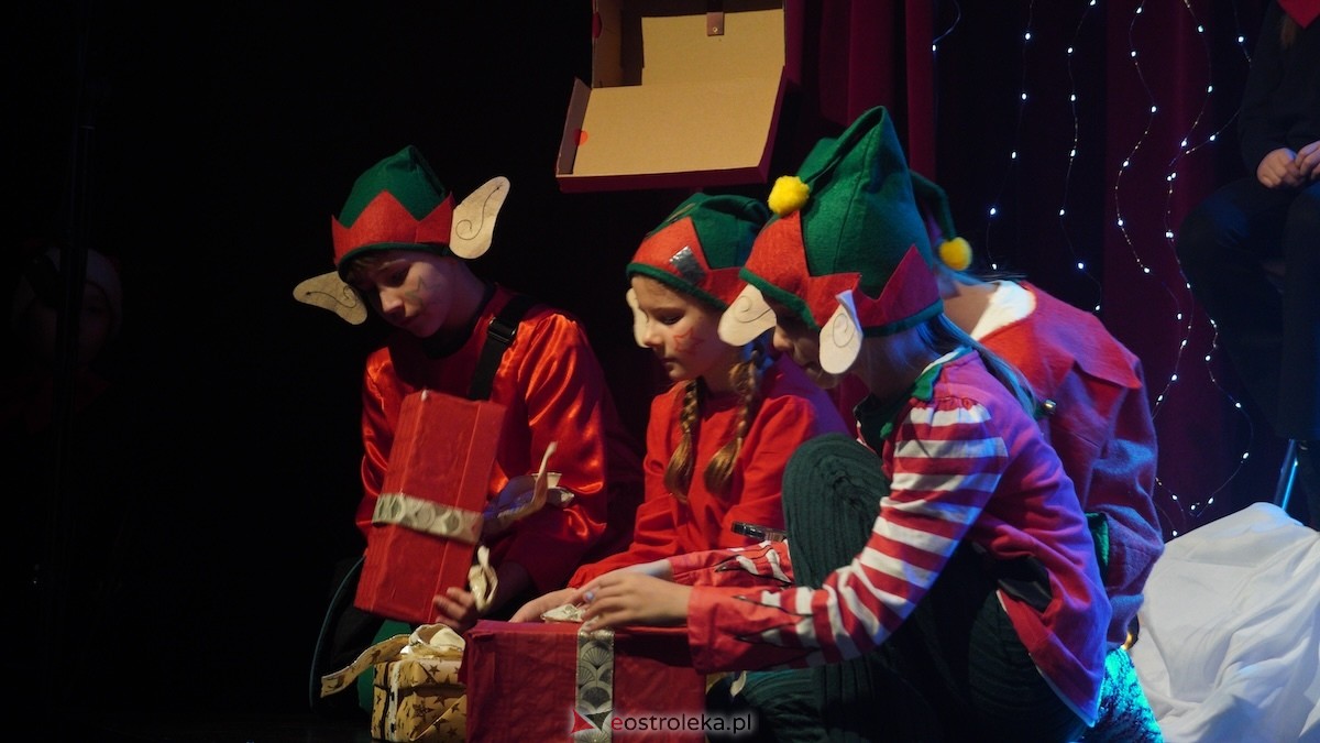 Dziecięcy Teatr Amatorski Niewidzialni ze spektaklem Święta u Grincha [19.12.2025] - zdjęcie #33 - eOstroleka.pl