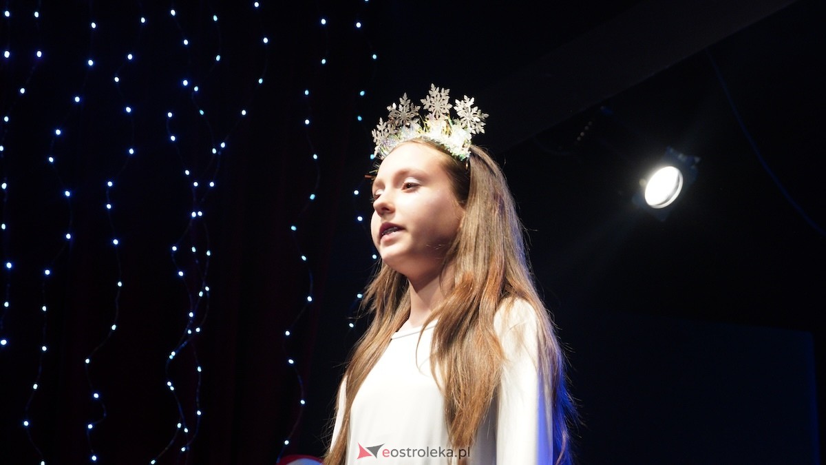 Dziecięcy Teatr Amatorski Niewidzialni ze spektaklem Święta u Grincha [19.12.2025] - zdjęcie #19 - eOstroleka.pl