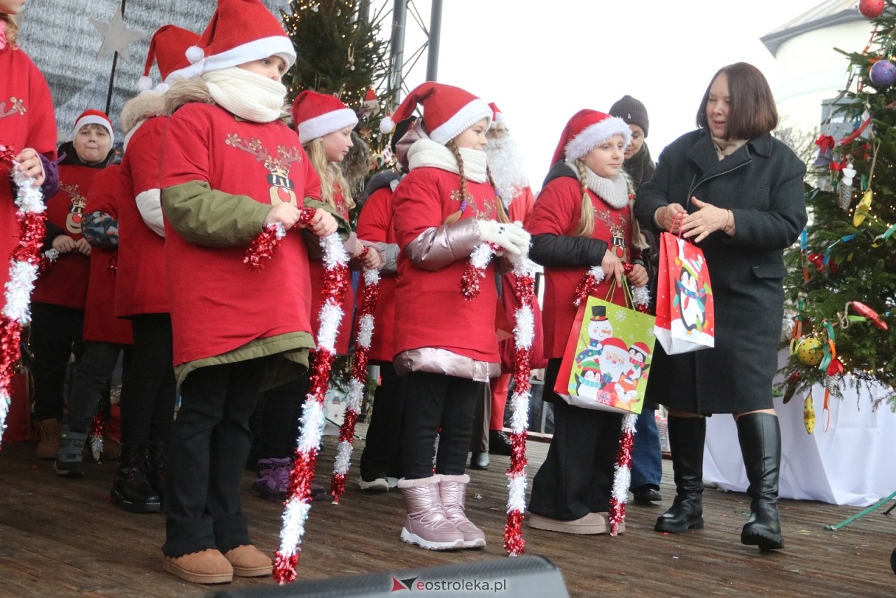 Wigilia miejska 2025 w Ostrołęce [20.12.2025] - zdjęcie #166 - eOstroleka.pl