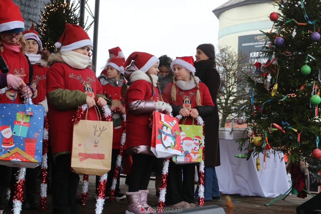 Wigilia miejska 2025 w Ostrołęce [20.12.2025] - zdjęcie #162 - eOstroleka.pl