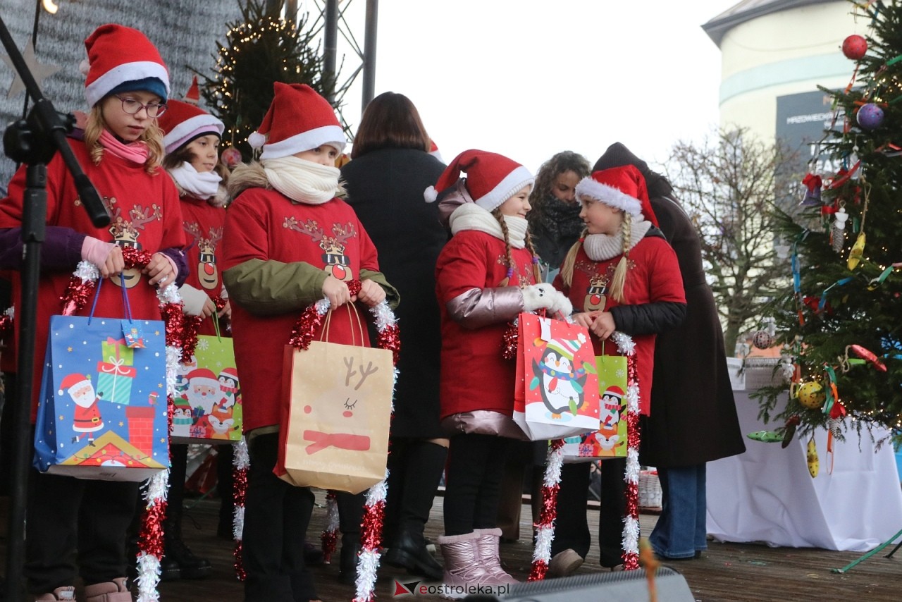 Wigilia miejska 2025 w Ostrołęce [20.12.2025] - zdjęcie #161 - eOstroleka.pl