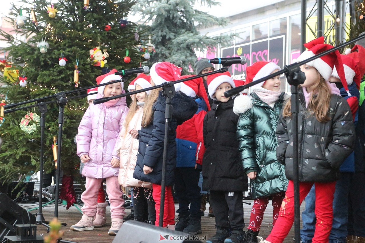 Wigilia miejska 2025 w Ostrołęce [20.12.2025] - zdjęcie #70 - eOstroleka.pl