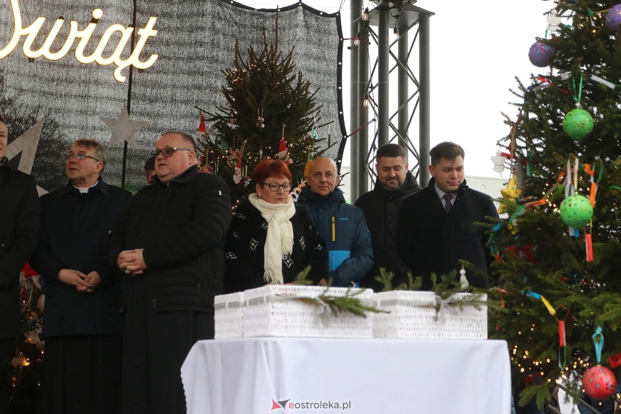 Wigilia miejska 2025 w Ostrołęce [20.12.2025] - zdjęcie #64 - eOstroleka.pl