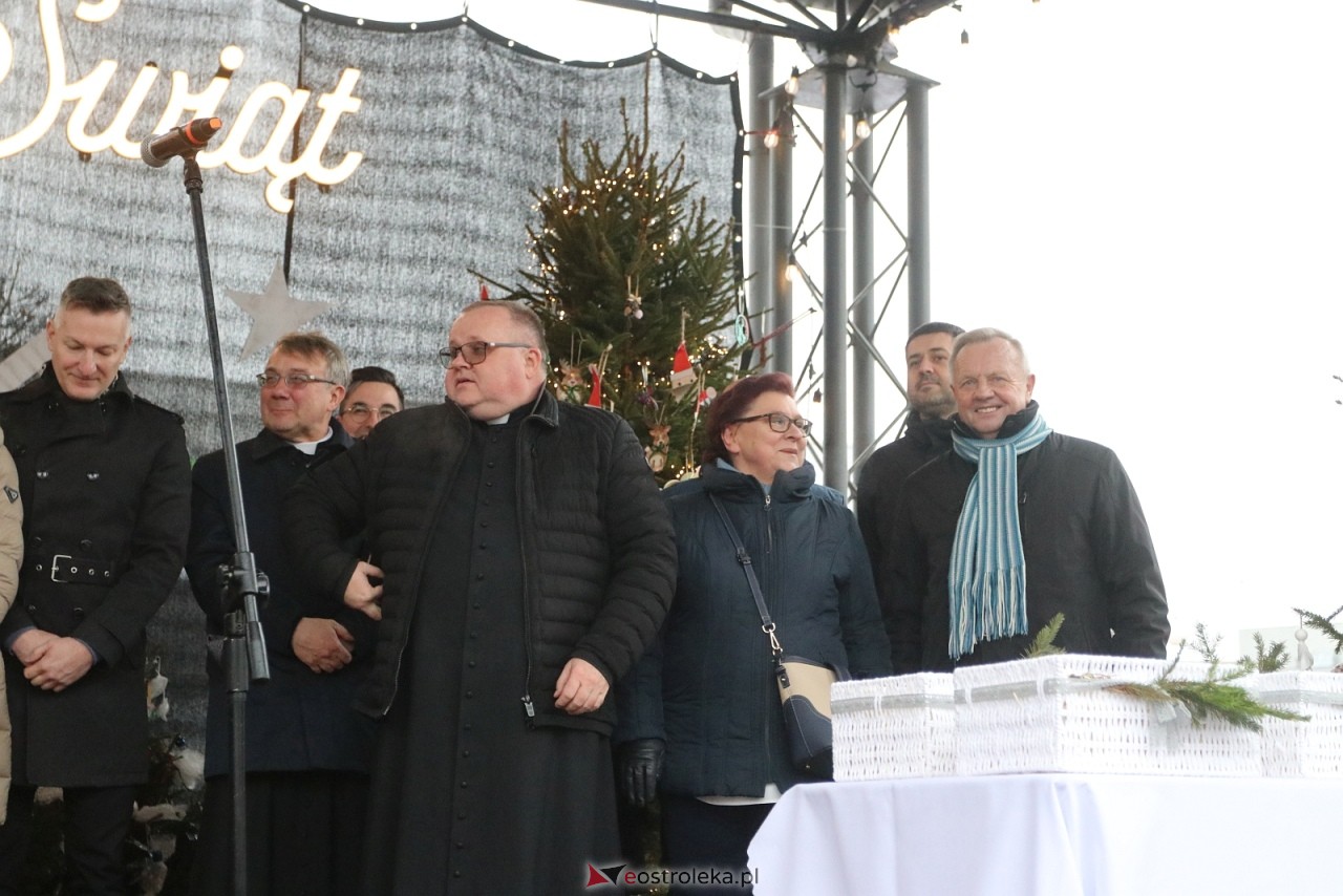 Wigilia miejska 2025 w Ostrołęce [20.12.2025] - zdjęcie #60 - eOstroleka.pl