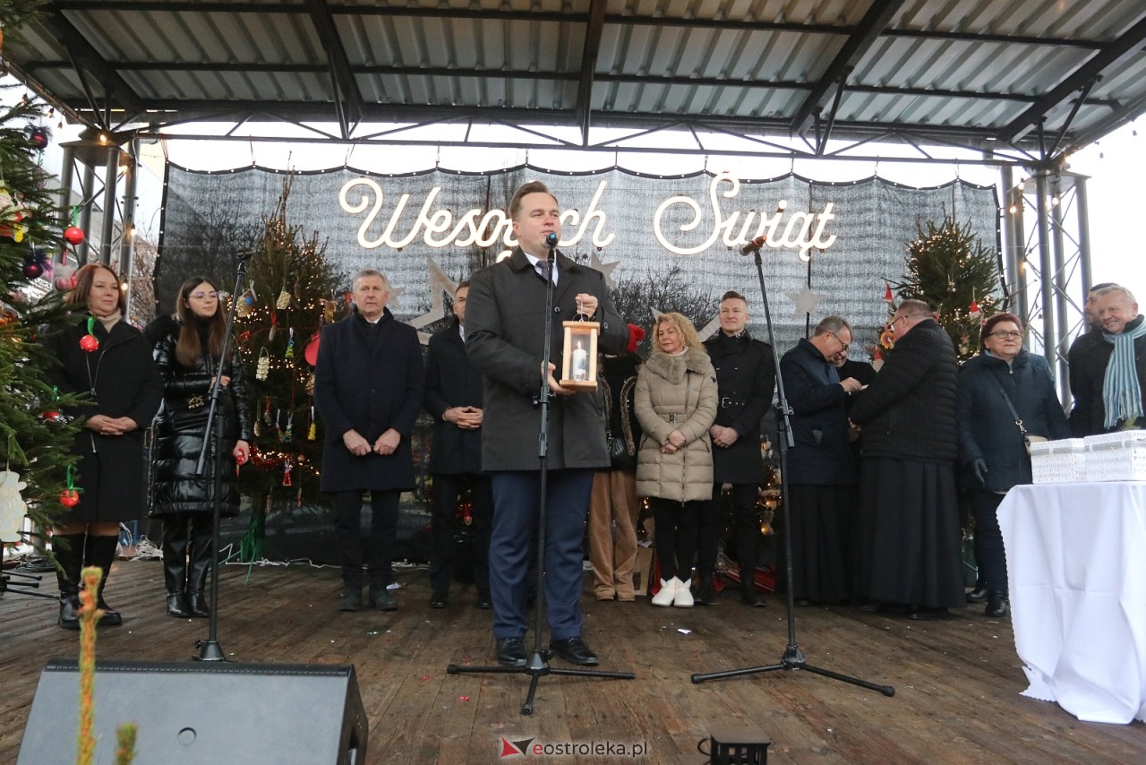 Wigilia miejska 2025 w Ostrołęce [20.12.2025] - zdjęcie #56 - eOstroleka.pl