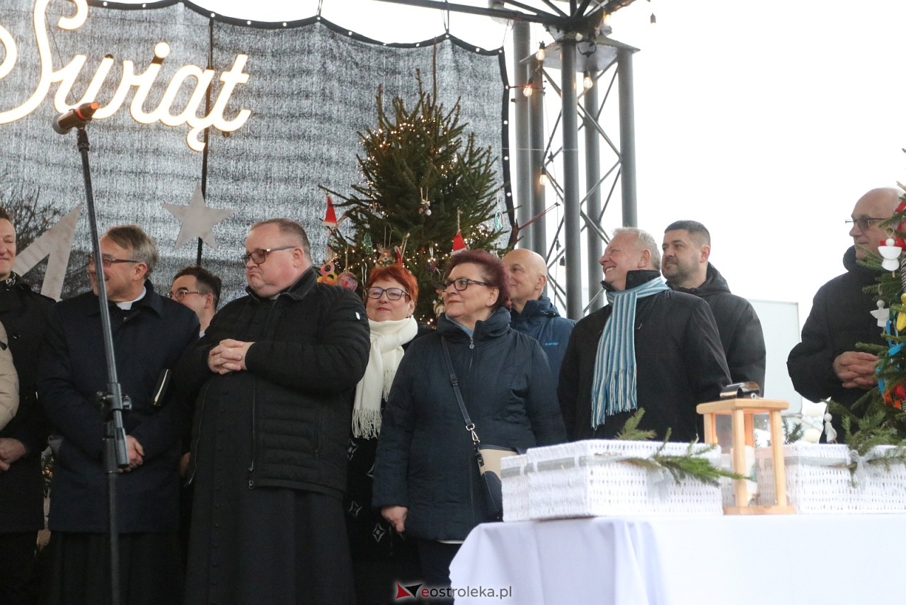 Wigilia miejska 2025 w Ostrołęce [20.12.2025] - zdjęcie #48 - eOstroleka.pl
