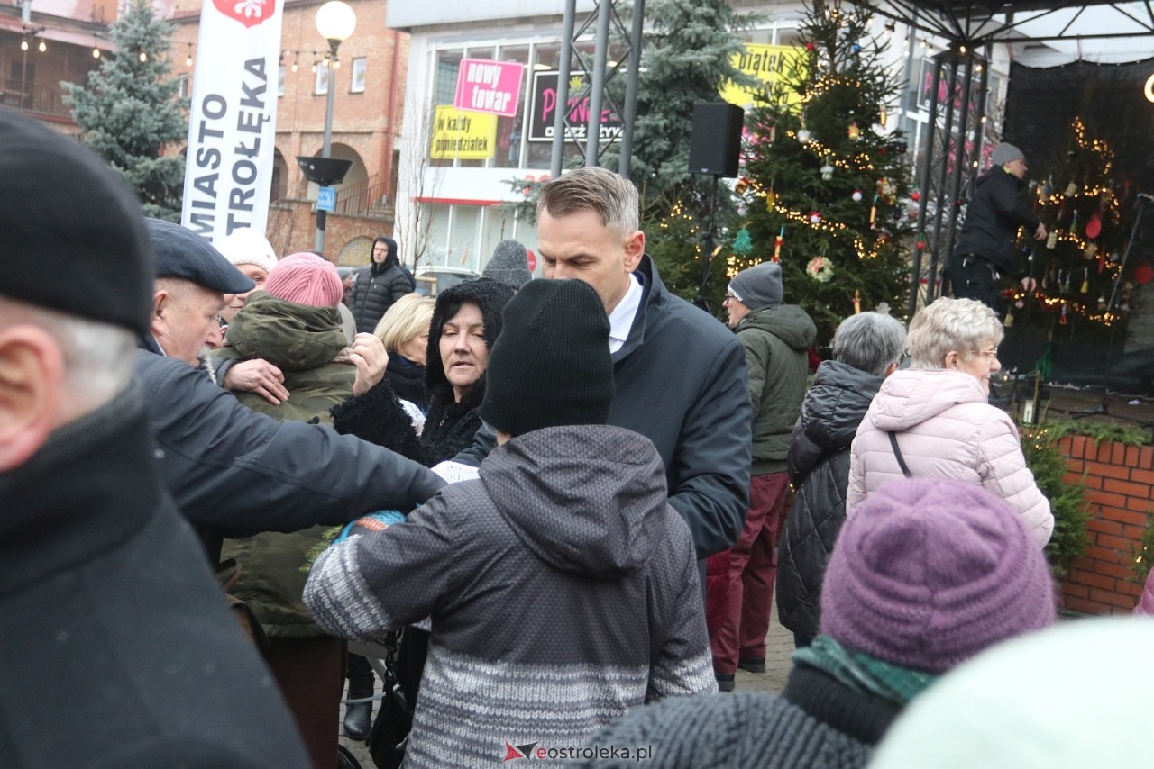 Wigilia miejska 2025 w Ostrołęce [20.12.2025] - zdjęcie #40 - eOstroleka.pl