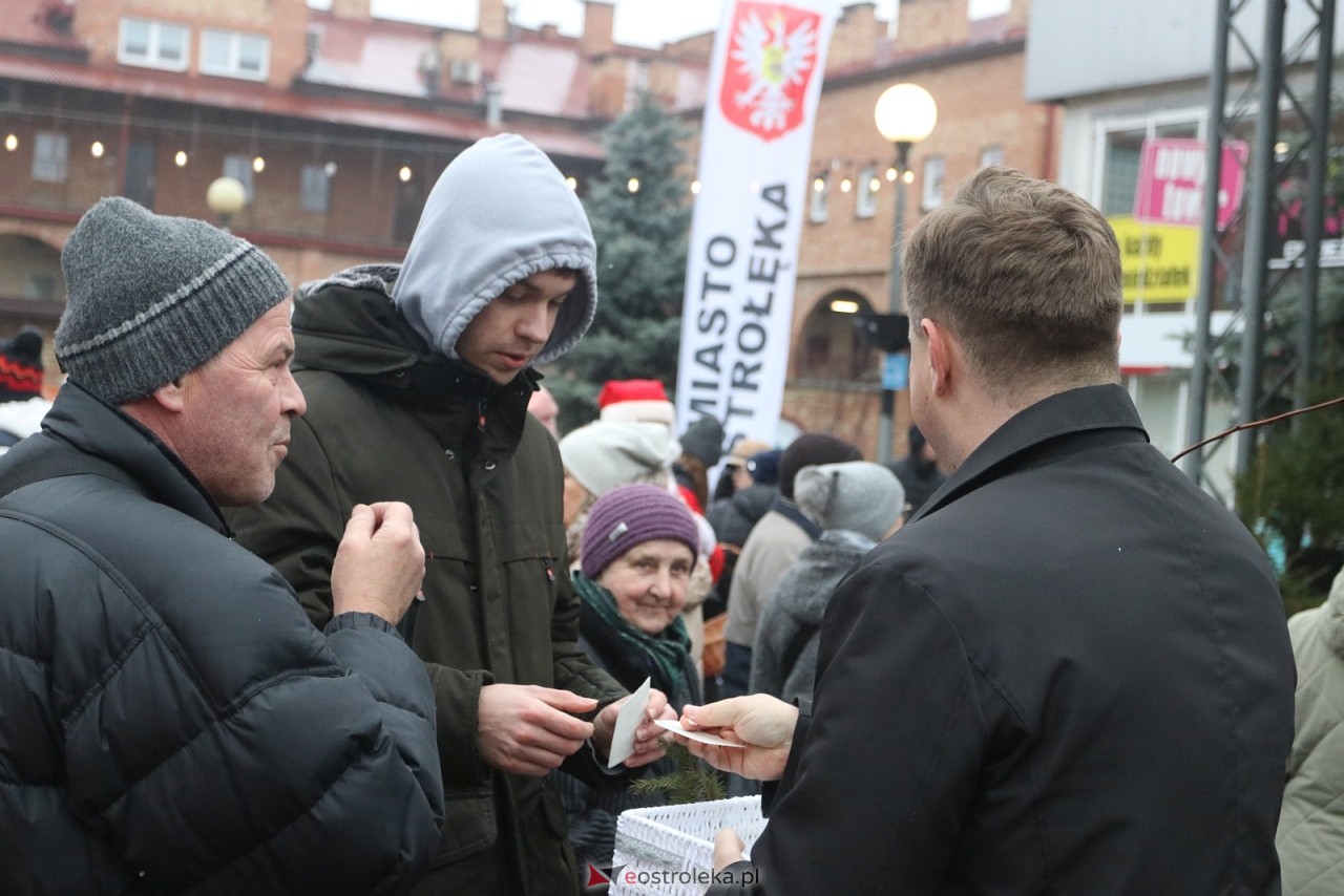Wigilia miejska 2025 w Ostrołęce [20.12.2025] - zdjęcie #33 - eOstroleka.pl