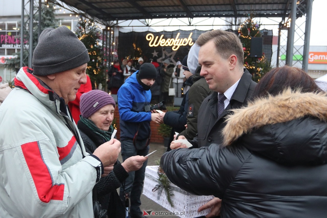 Wigilia miejska 2025 w Ostrołęce [20.12.2025] - zdjęcie #31 - eOstroleka.pl