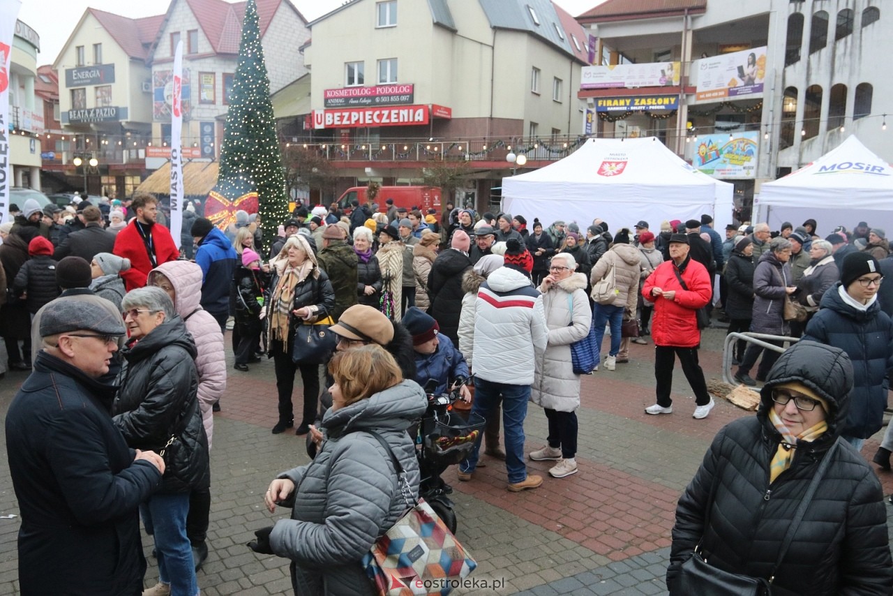 Wigilia miejska 2025 w Ostrołęce [20.12.2025] - zdjęcie #24 - eOstroleka.pl
