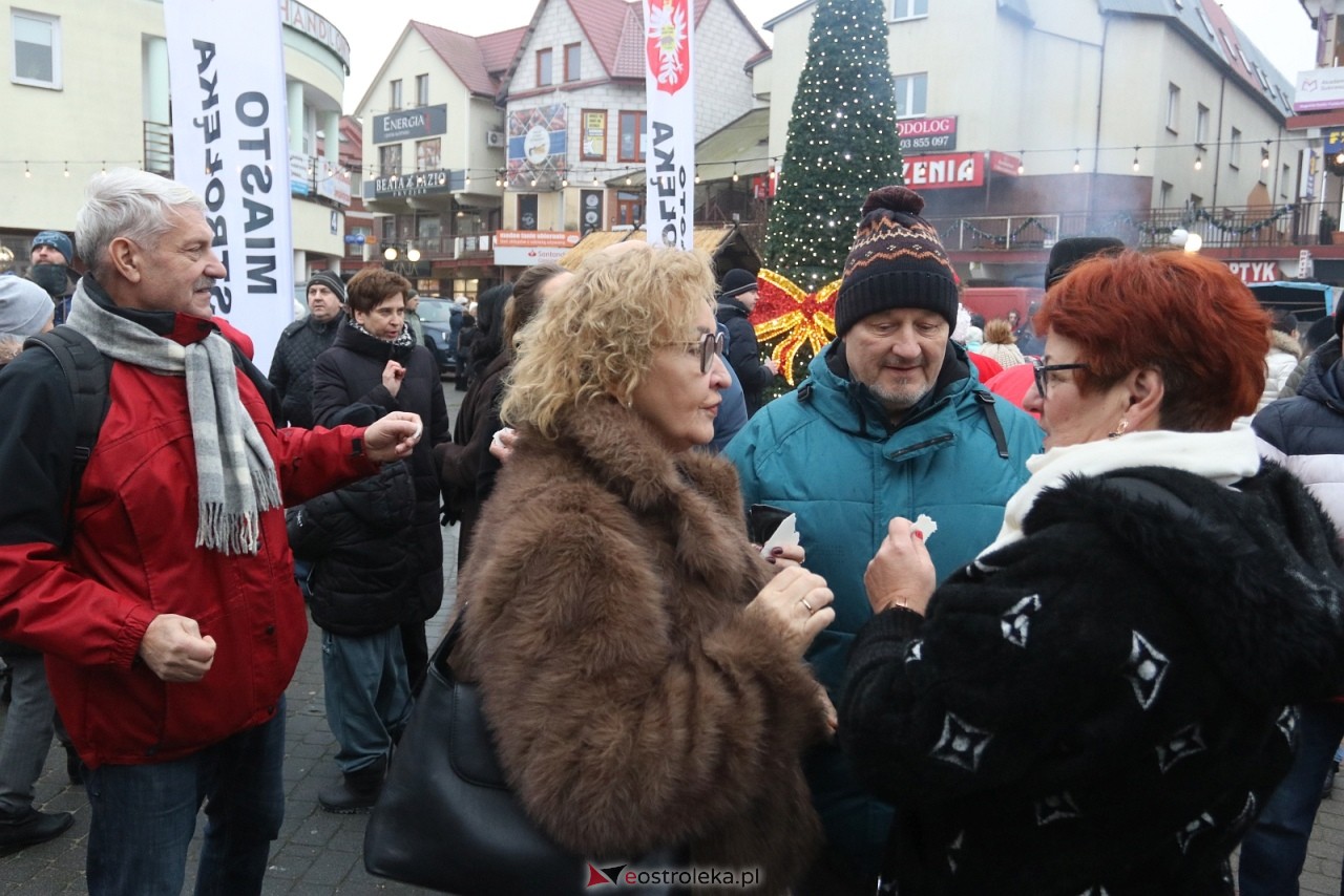 Wigilia miejska 2025 w Ostrołęce [20.12.2025] - zdjęcie #9 - eOstroleka.pl