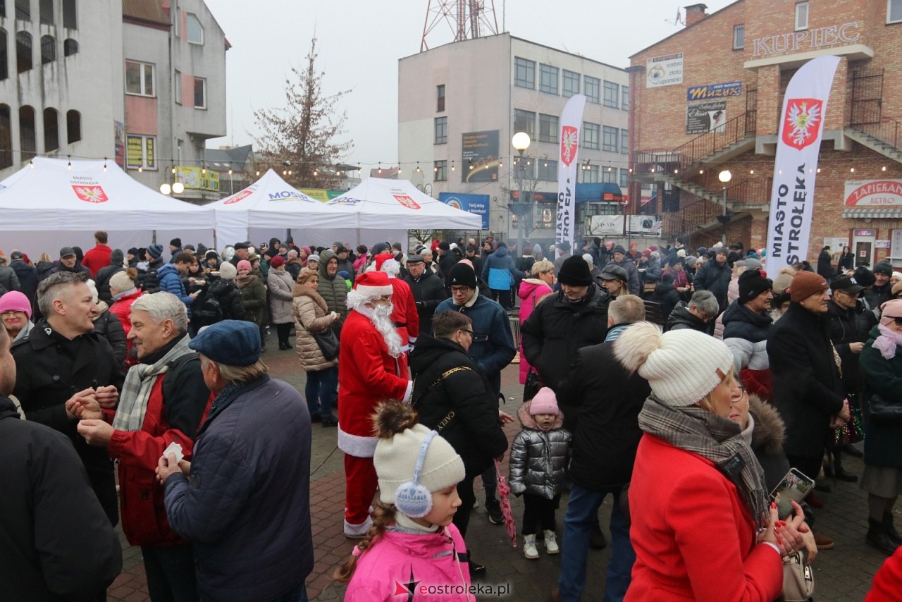Wigilia miejska 2025 w Ostrołęce [20.12.2025] - zdjęcie #20 - eOstroleka.pl
