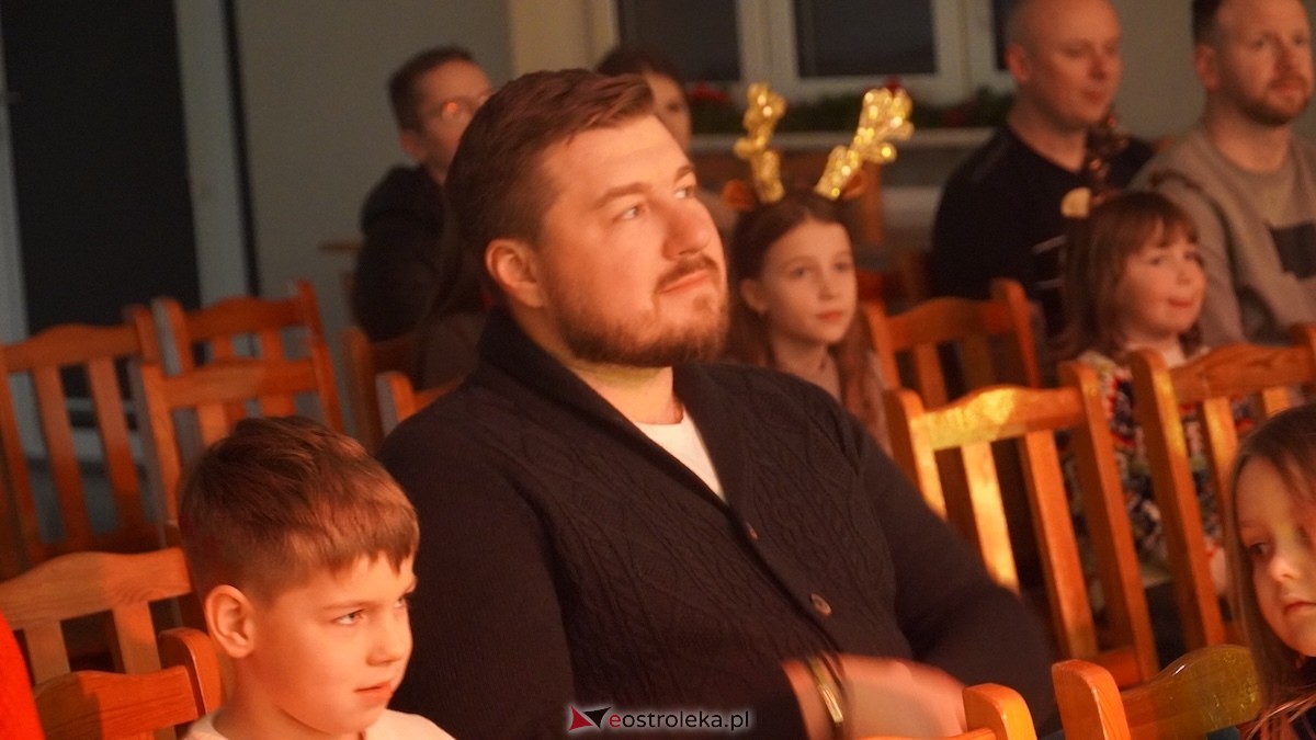 Koncert edukacyjny. Spotkanie Efekt Chopina w CK-BiS w Lelisie [20.12.2025] - zdjęcie #38 - eOstroleka.pl