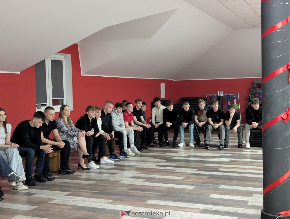 Świąteczne spotkanie Victorii [20.12.2025] - zdjęcie #22 - eOstroleka.pl