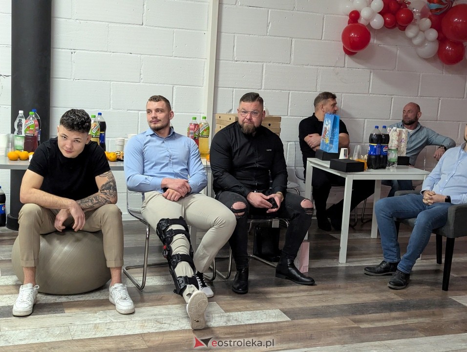 Świąteczne spotkanie Victorii [20.12.2025] - zdjęcie #11 - eOstroleka.pl