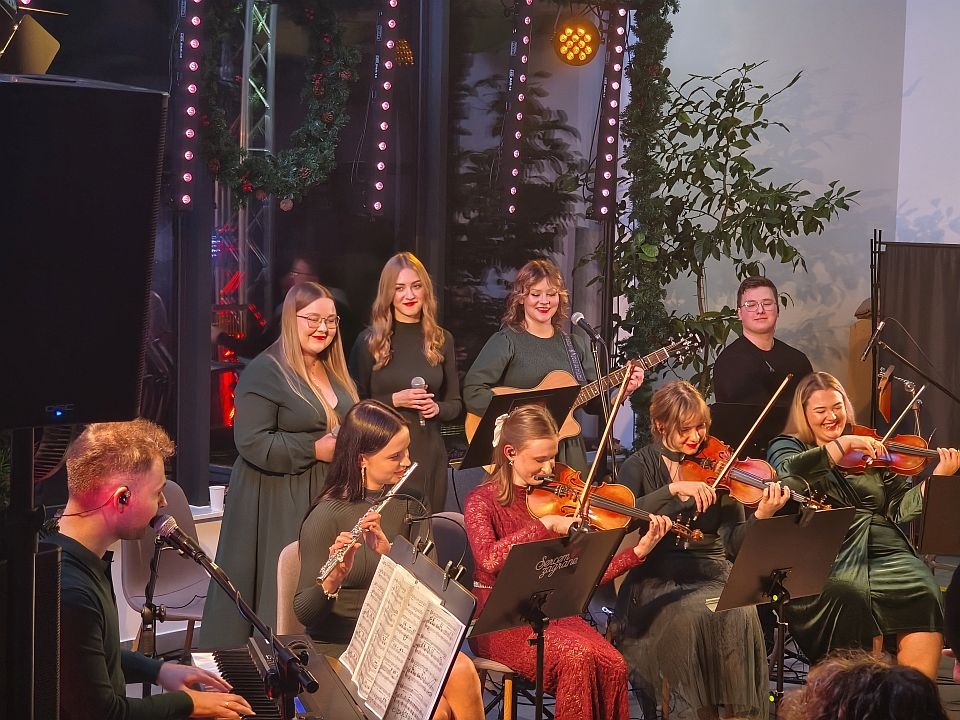 Koncert Zespołu Sercem zagrane w Laskowcu [20.12.2025] - zdjęcie #10 - eOstroleka.pl