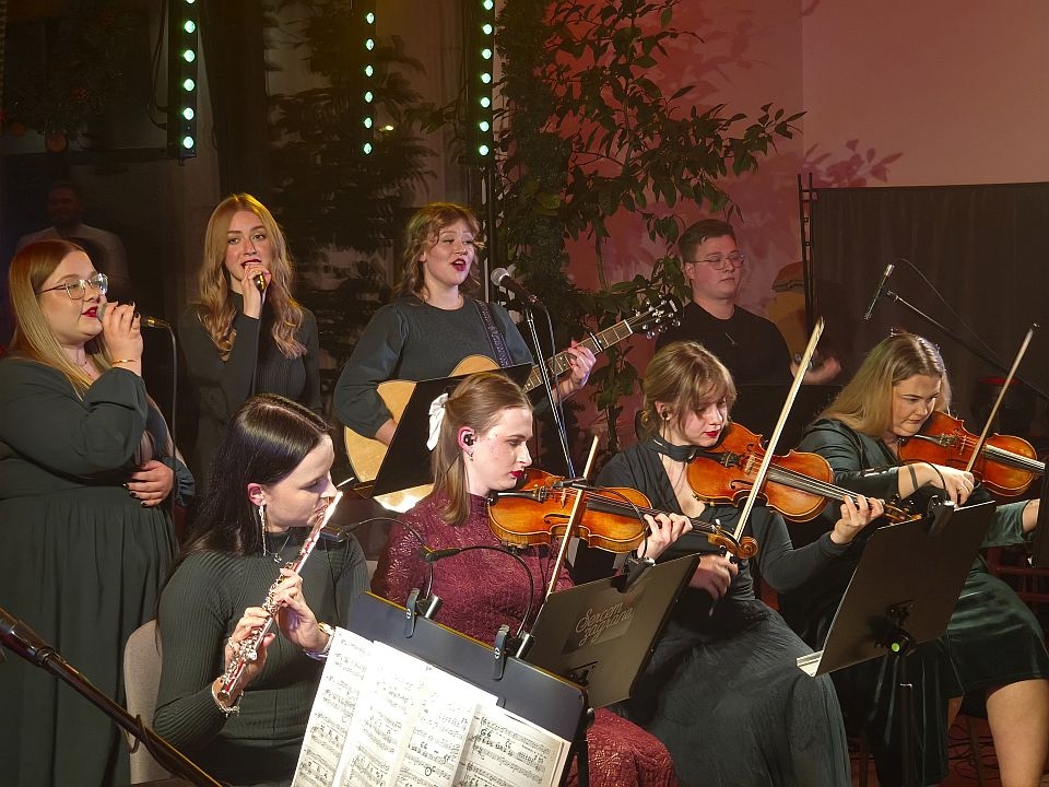 Koncert Zespołu Sercem zagrane w Laskowcu [20.12.2025] - zdjęcie #1 - eOstroleka.pl
