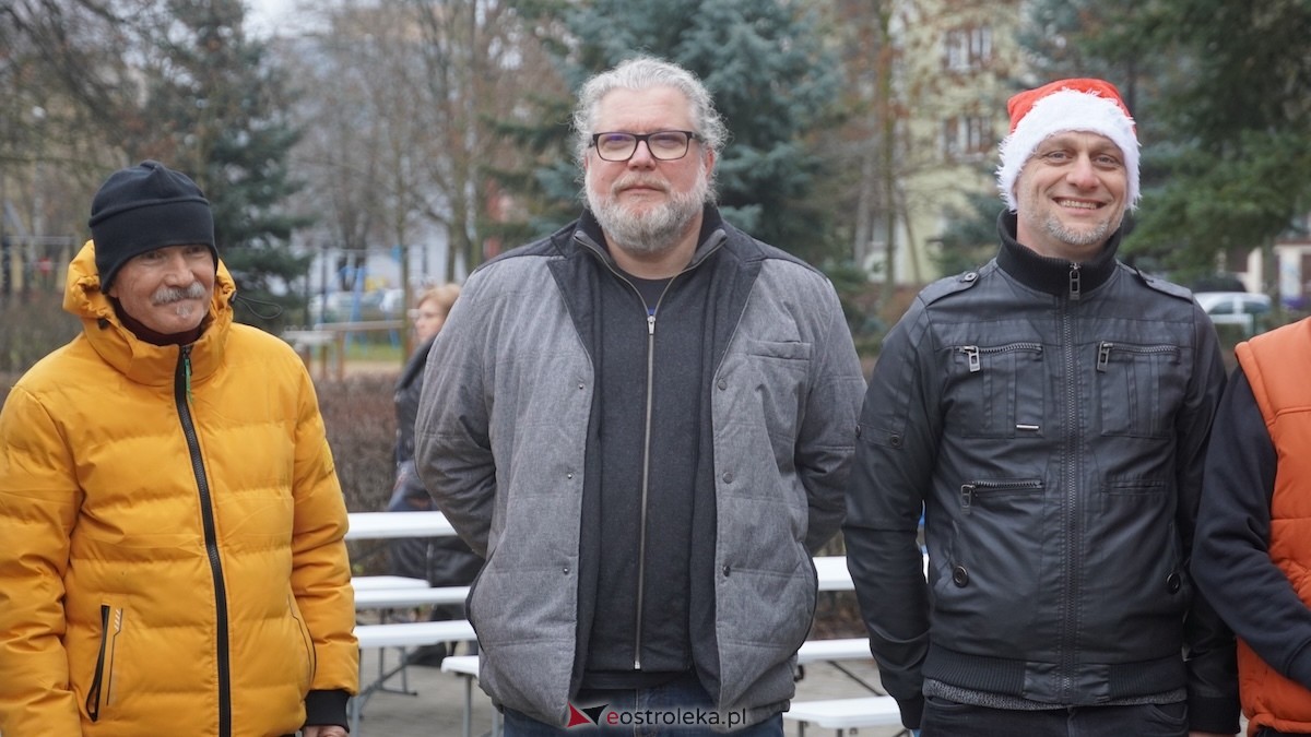 Wigilia osiedla Parkowe w Ostrołęce [21.12.2025] - zdjęcie #58 - eOstroleka.pl