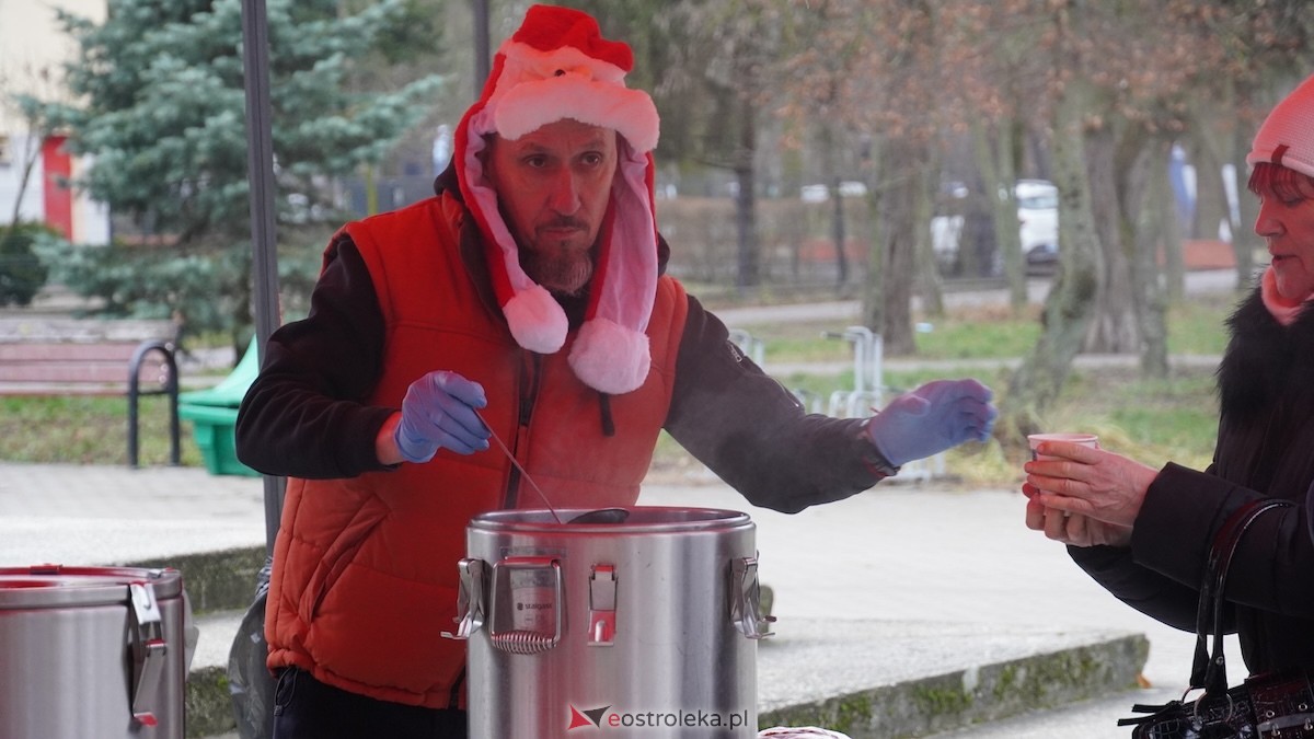 Wigilia osiedla Parkowe w Ostrołęce [21.12.2025] - zdjęcie #47 - eOstroleka.pl
