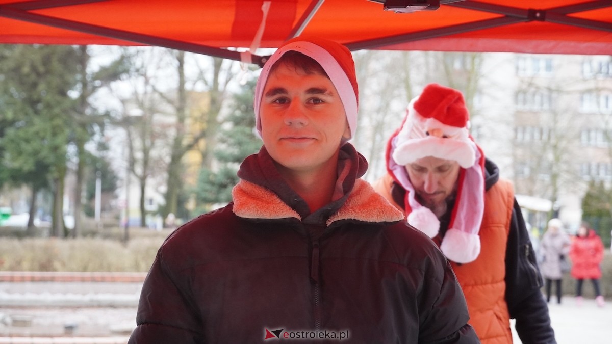 Wigilia osiedla Parkowe w Ostrołęce [21.12.2025] - zdjęcie #27 - eOstroleka.pl