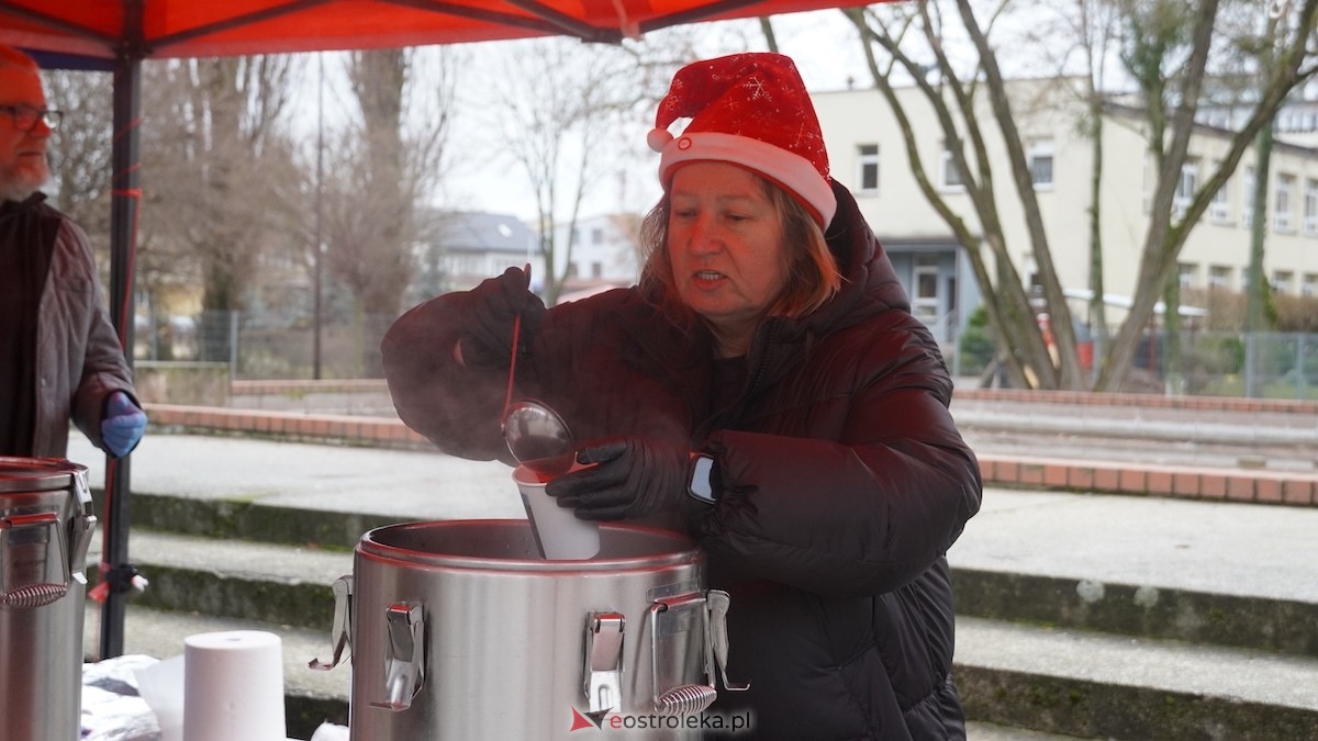Wigilia osiedla Parkowe w Ostrołęce [21.12.2025] - zdjęcie #25 - eOstroleka.pl