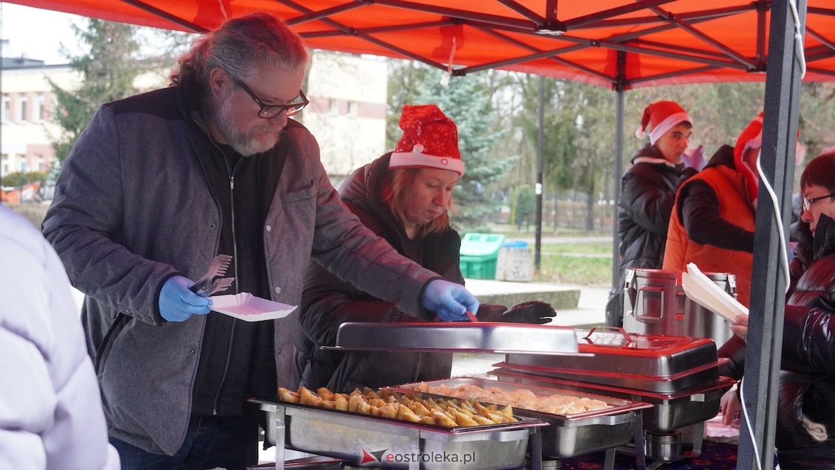Wigilia osiedla Parkowe w Ostrołęce [21.12.2025] - zdjęcie #9 - eOstroleka.pl