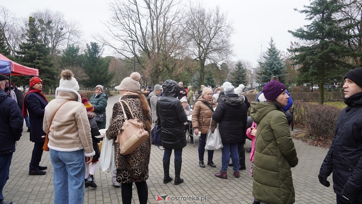 Wigilia osiedla Parkowe w Ostrołęce [21.12.2025] - zdjęcie #2 - eOstroleka.pl