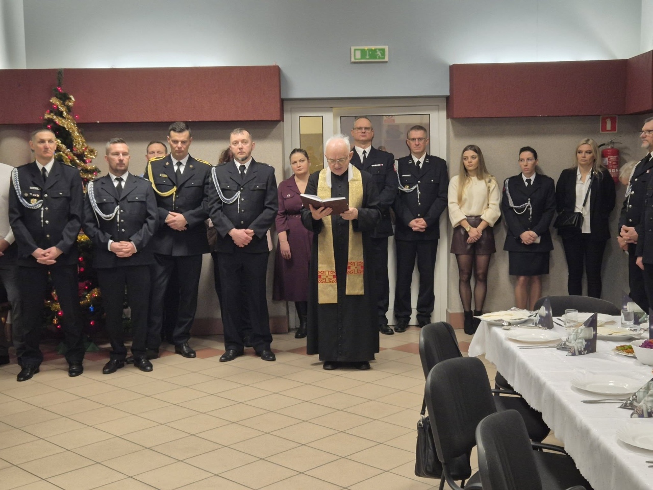 Wigilia strażacka w Ostrołęce, fot. OSP Ostrołęka [20.12.2025] - zdjęcie #3 - eOstroleka.pl
