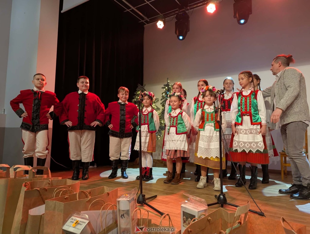 Wigilijne spotkanie w Lelisie [21.12.2025] - zdjęcie #79 - eOstroleka.pl