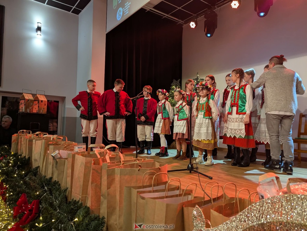 Wigilijne spotkanie w Lelisie [21.12.2025] - zdjęcie #50 - eOstroleka.pl
