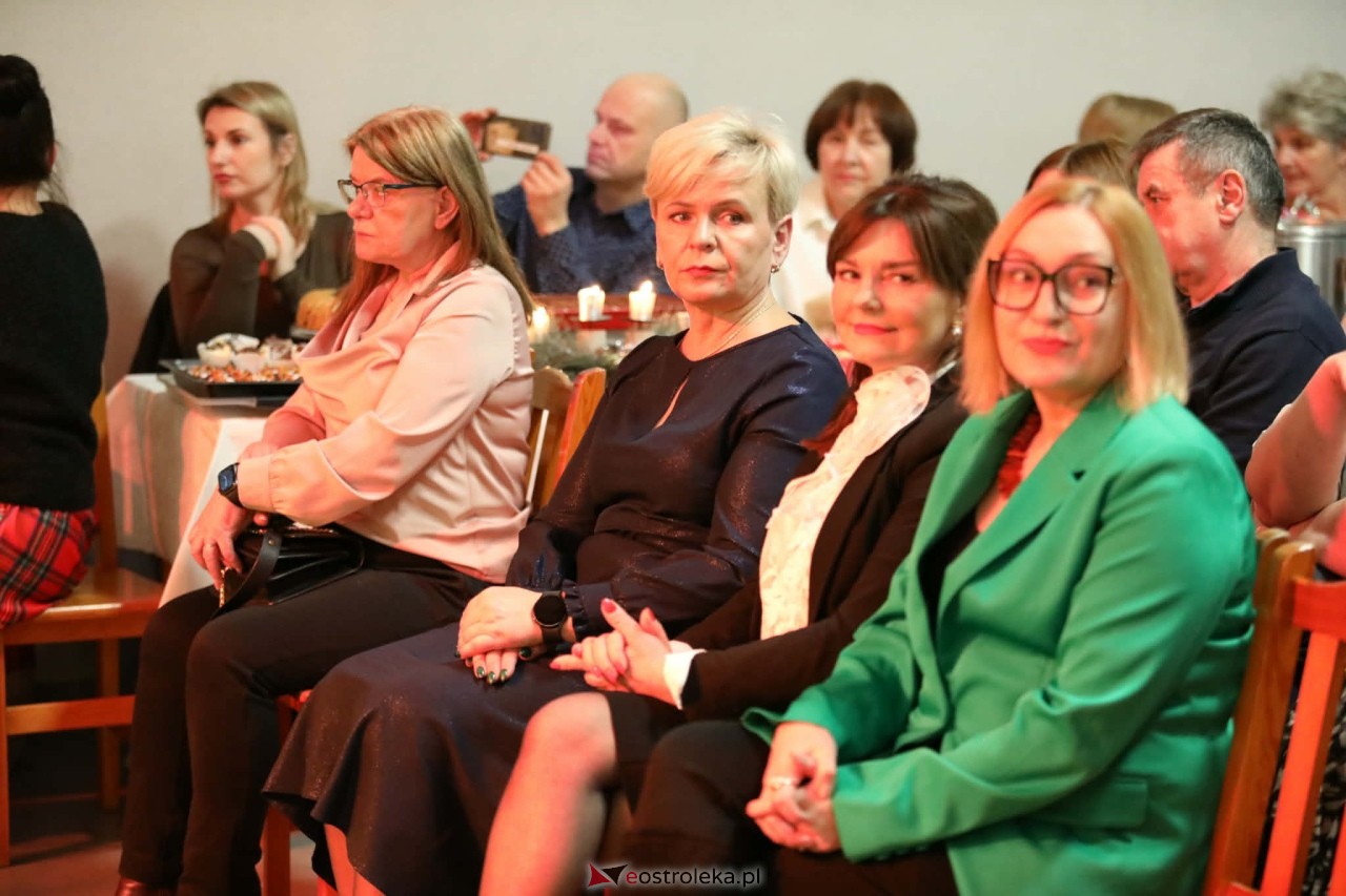 Wigilijne spotkanie w Lelisie [21.12.2025] - zdjęcie #41 - eOstroleka.pl