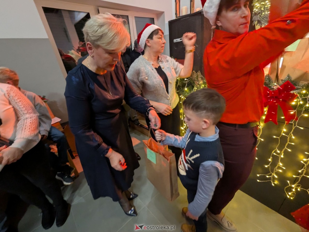 Wigilijne spotkanie w Lelisie [21.12.2025] - zdjęcie #11 - eOstroleka.pl