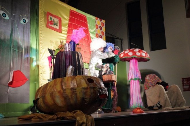 Spektakl eudkacyjny Zaczarowany komuter [7.XI.2011] - zdjęcie #13 - eOstroleka.pl