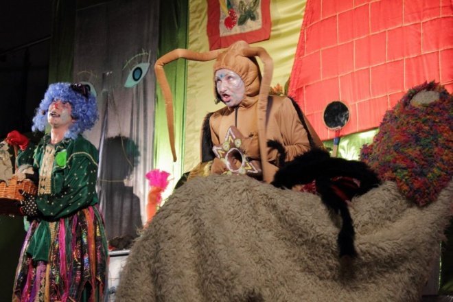 Spektakl eudkacyjny Zaczarowany komuter [7.XI.2011] - zdjęcie #5 - eOstroleka.pl