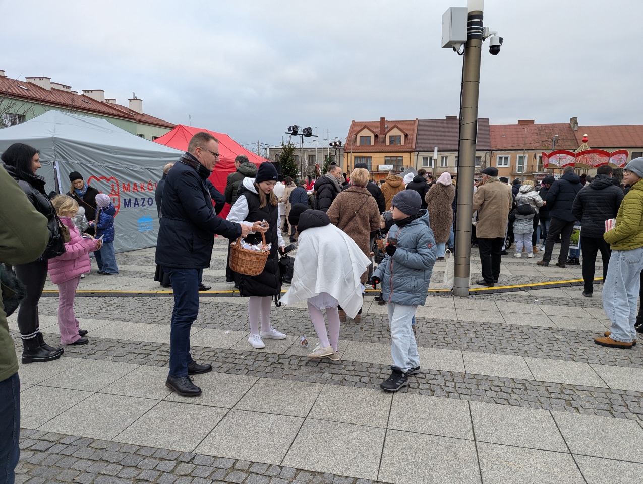 Wigilia miejska w Makowie Mazowieckim [21.12.2025] - zdjęcie #3 - eOstroleka.pl
