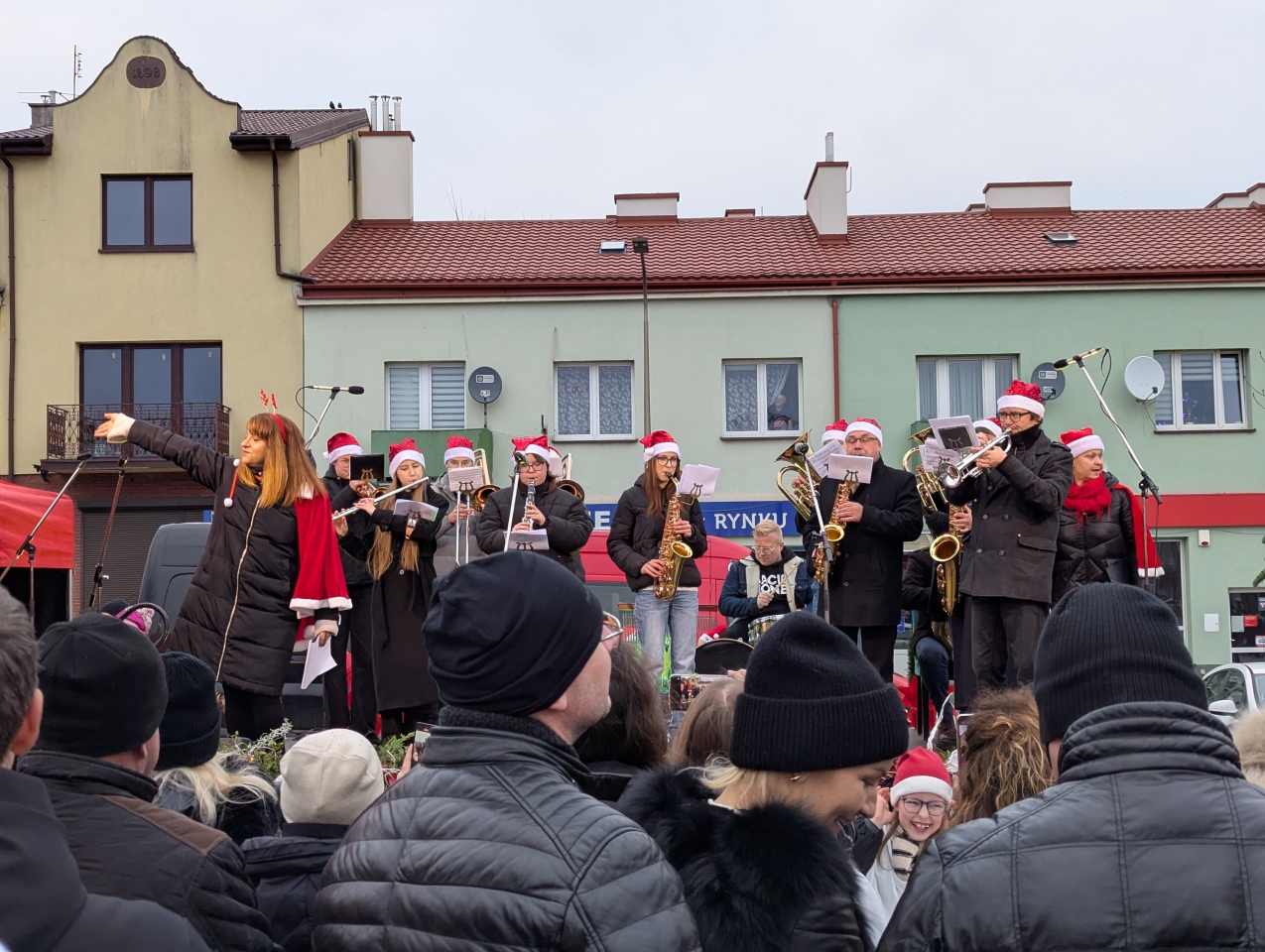 Wigilia miejska w Makowie Mazowieckim [21.12.2025] - zdjęcie #2 - eOstroleka.pl