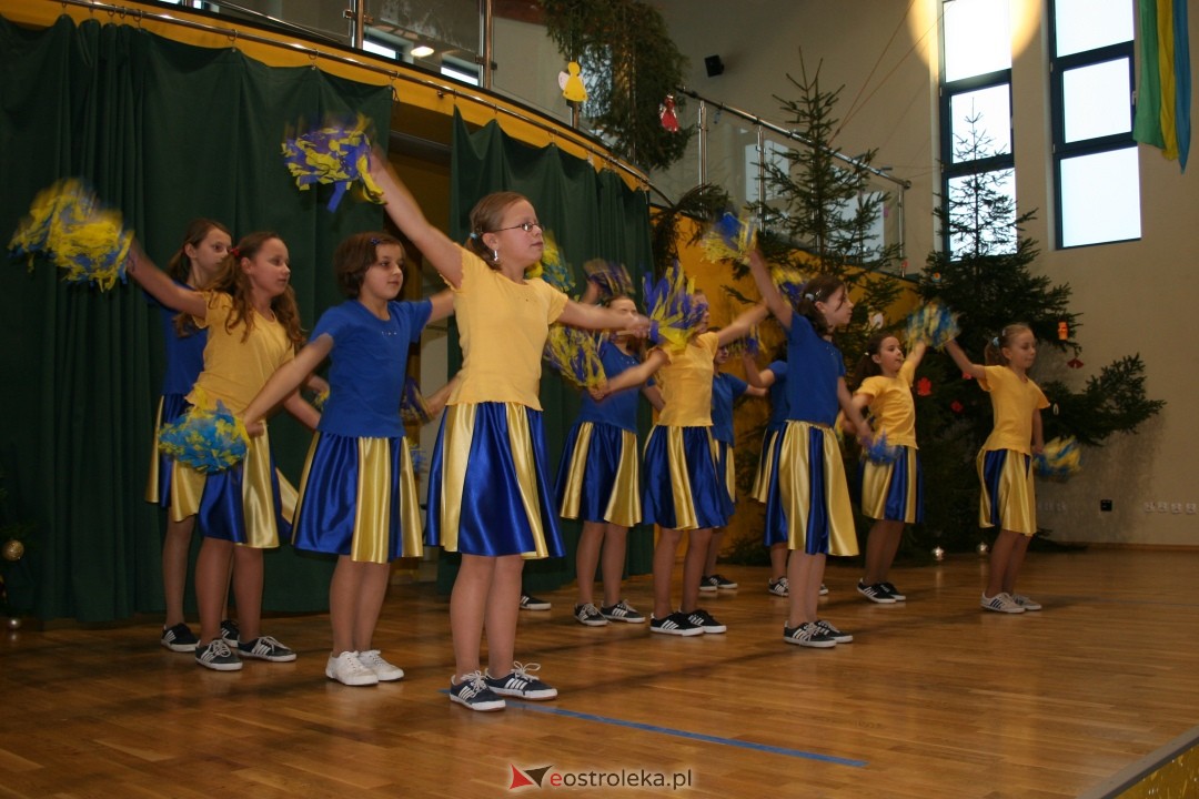 Choinka z Mikołajem 2005 - zdjęcie #11 - eOstroleka.pl