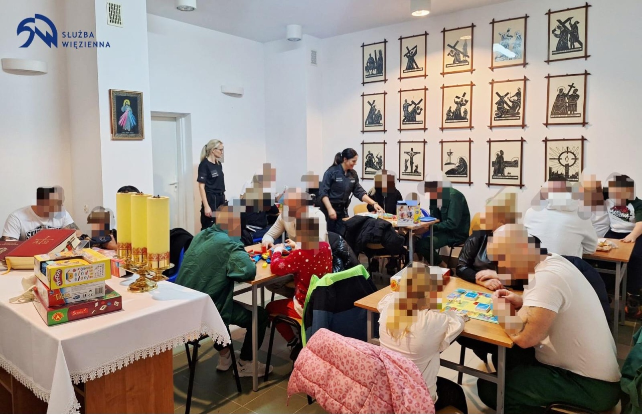 Święta w Zakładzie Karnym w Przytułach Starych 2025 - zdjęcie #8 - eOstroleka.pl