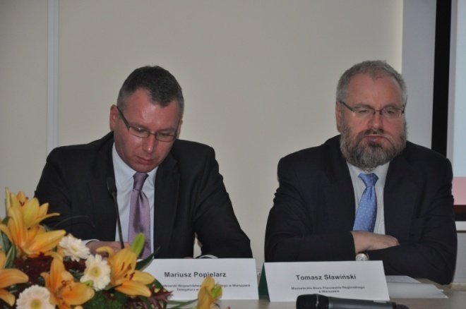 Konferencja W Ostrołęce o strategii województwa i środkach unijnych [9.XI.2011] - zdjęcie #7 - eOstroleka.pl