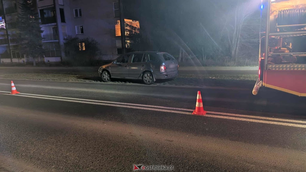 Wypadek na Goworowskiej [23.12.2025] - zdjęcie #5 - eOstroleka.pl