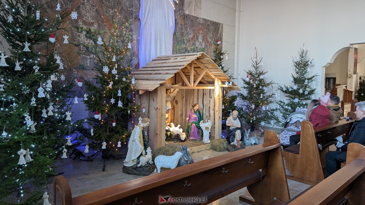 Szopki bożonarodzeniowe w ostrołęckich parafiach [25.12.2025] - zdjęcie #9 - eOstroleka.pl