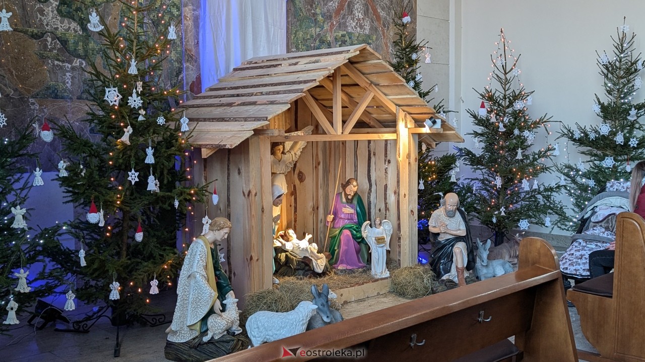 Szopki bożonarodzeniowe w ostrołęckich parafiach [25.12.2025] - zdjęcie #8 - eOstroleka.pl