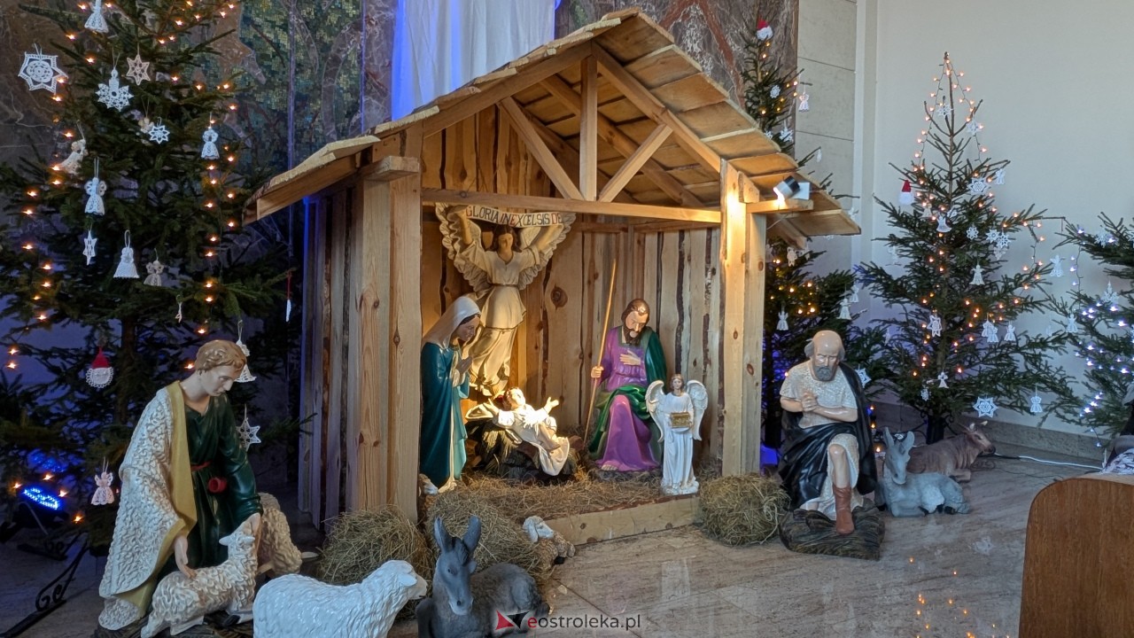 Szopki bożonarodzeniowe w ostrołęckich parafiach [25.12.2025] - zdjęcie #7 - eOstroleka.pl