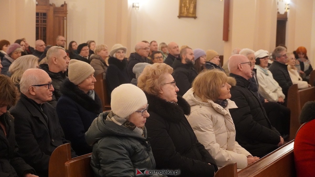 Koncert Grudniowa kolęda [28.12.2025] - zdjęcie #22 - eOstroleka.pl