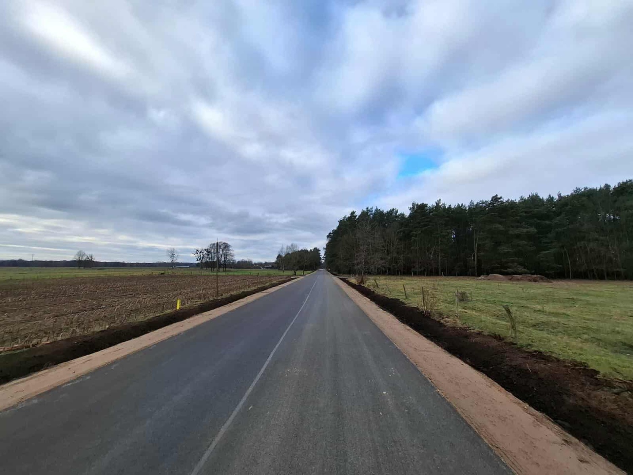 Rozbudowa  drogi powiatowej nr 2579W Cierpięta-Ramiona-Bakuła [23.12.2025] - zdjęcie #3 - eOstroleka.pl
