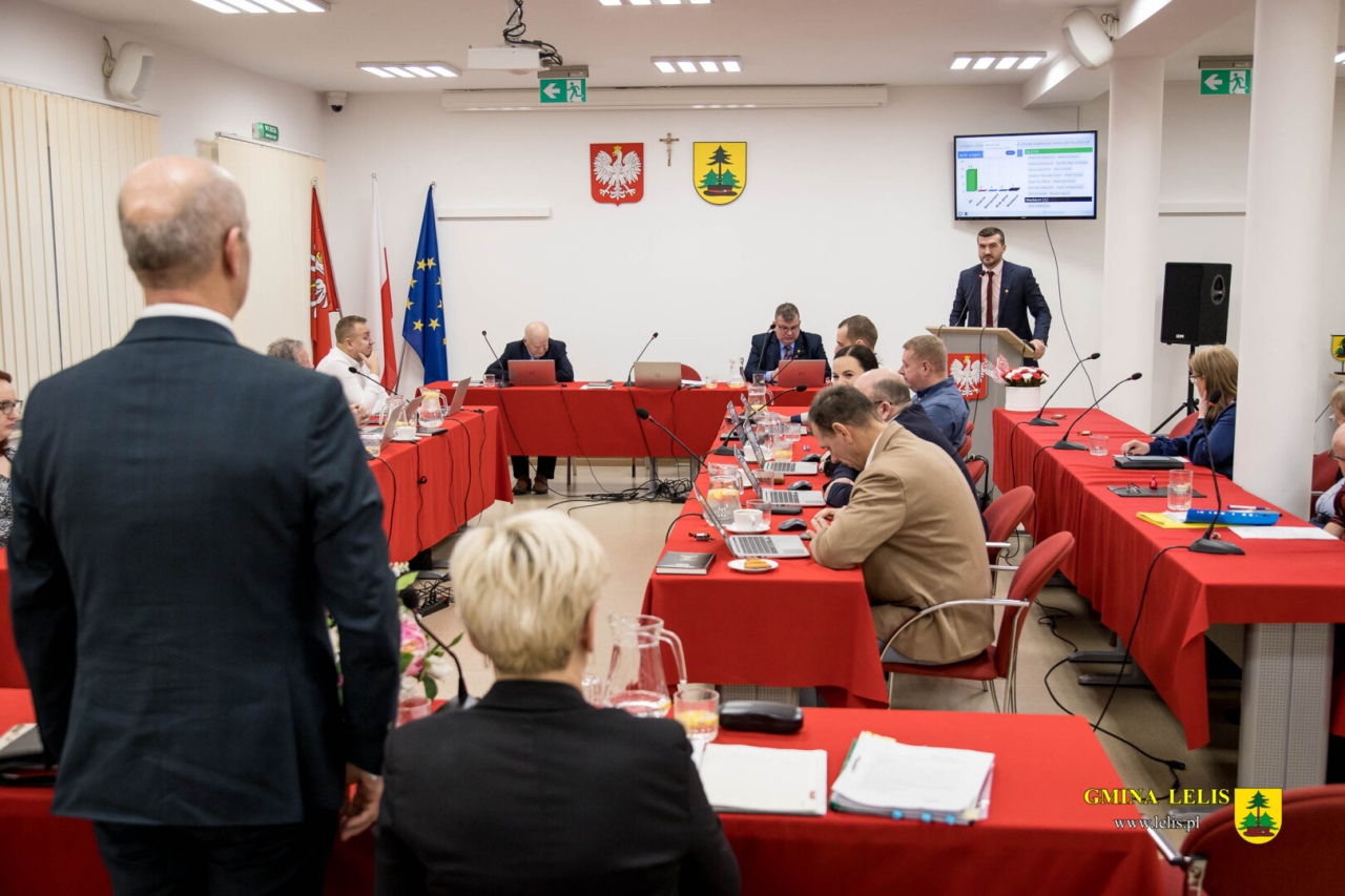 Budżetowa sesja Rady Gminy Lelis [30.12.2025] - zdjęcie #27 - eOstroleka.pl